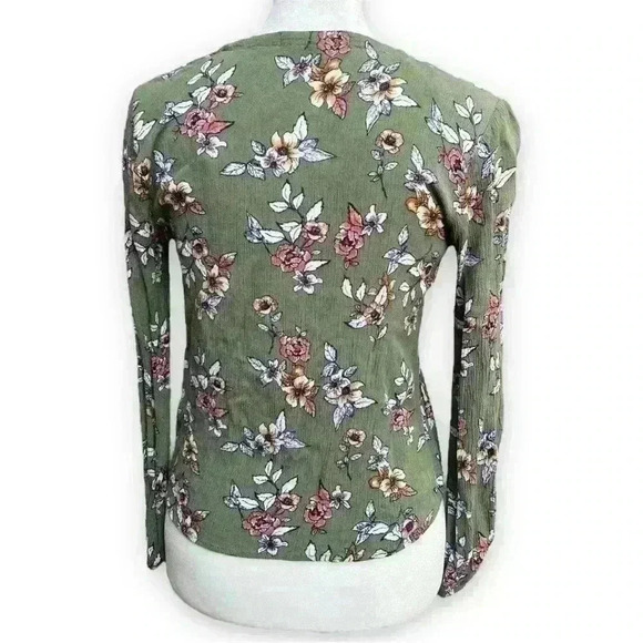 Cropped Tie Front Blouse Size XS - Picture 2 of 11